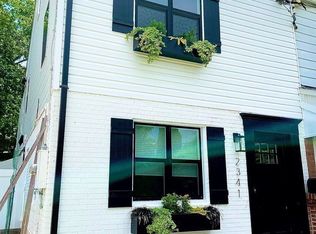 2341 Fairview Ter, Alexandria, VA 22303