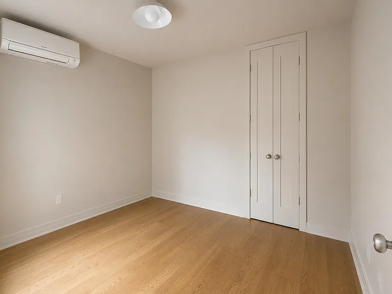 241 W 13th St #17 — Photo 10