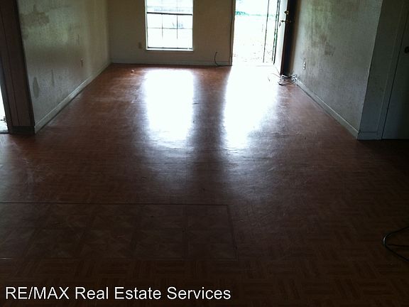 5th image of 4118 Clover St