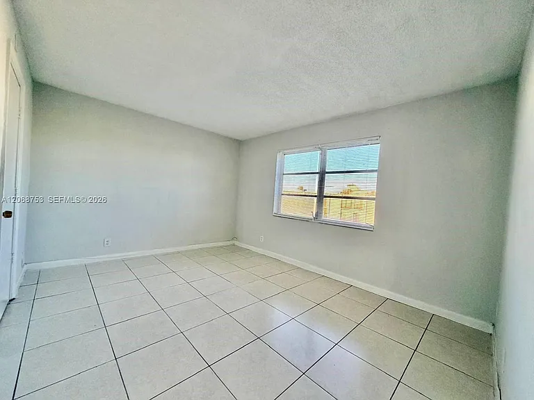 8750 N Sherman Cir #505 — Photo 10
