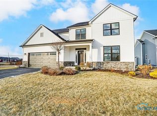 5003 Island Park Blvd, Sylvania, OH 43560