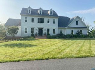 528 Ragged Mountain Dr, Charlottesville, VA 22903