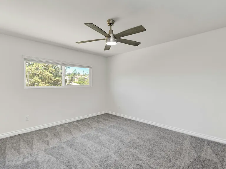 1531 Sundale Rd — Photo 16