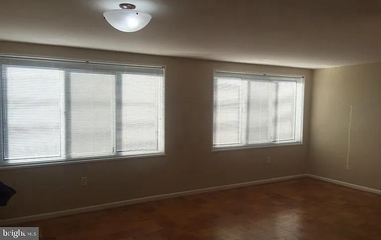 Studio, 487 sqft, $1,595 — Photo 4