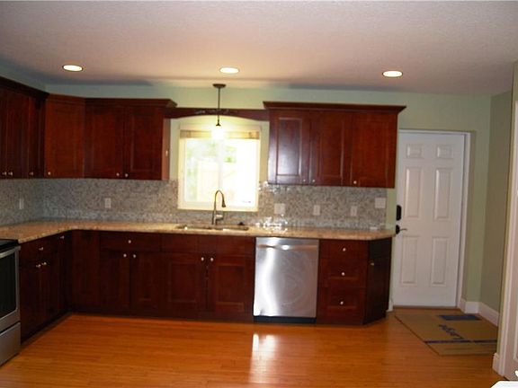3rd image of 6019 3rd Ave S