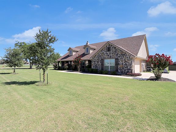 3rd image of 7818 Sagebrush Ln