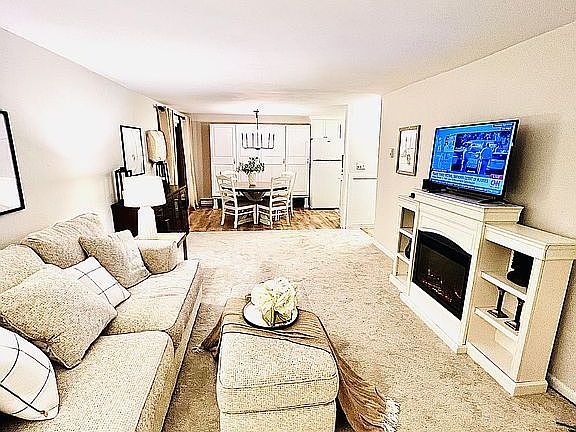 4th image of 685 Idlewood Blvd