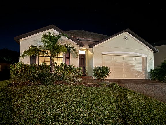 2nd image of 6770 Rumine Cir