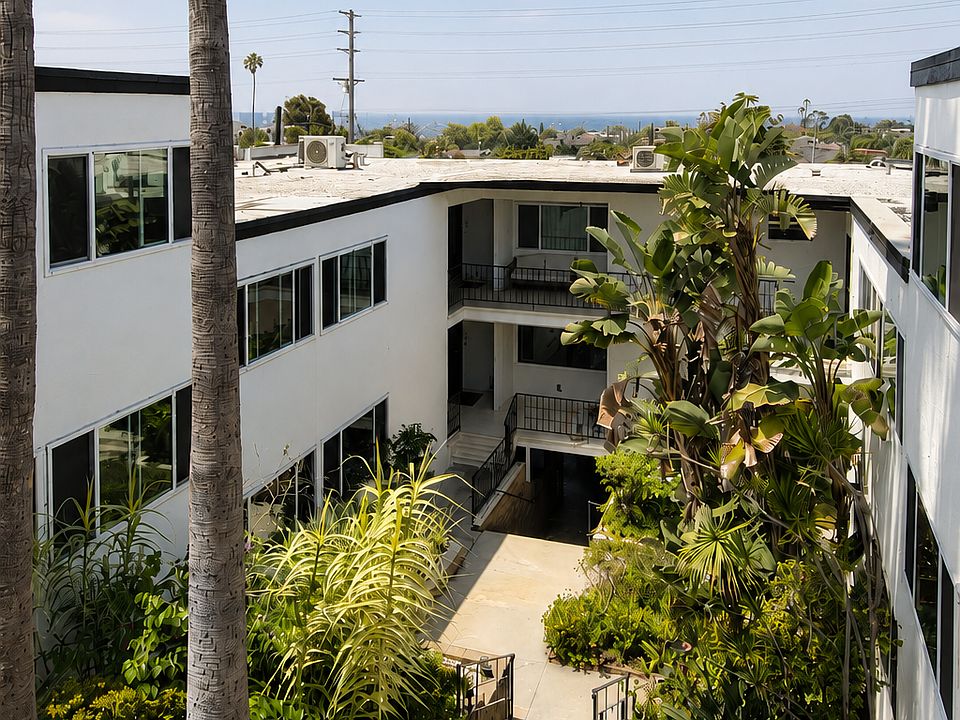 1st image of 3442 S Centinela Ave APT 17