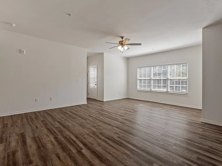 The Lofts at Valencia — Photo 52