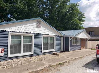107 Main St, Dawson, IL 62520
