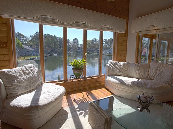 2nd Story Living Room