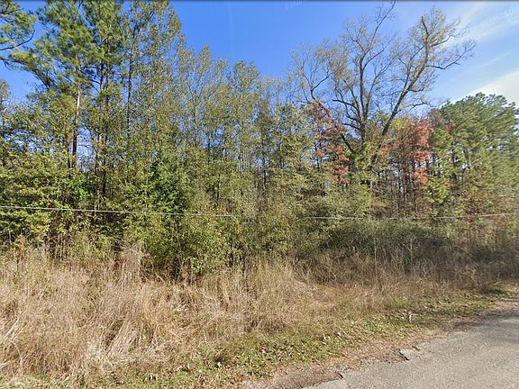 2nd image of 20 Pines Rd N