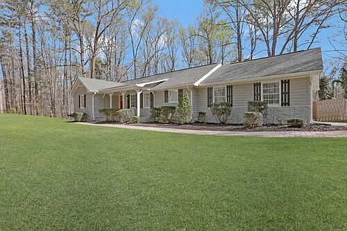 2nd image of 301 Tulipwood Cir SW