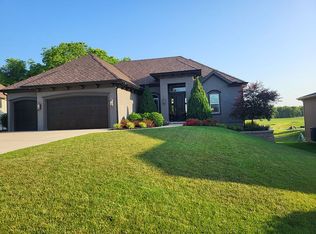 5070 NW Messina Ct, Riverside, MO 64150