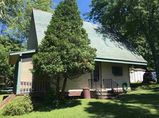 226 River Dr, Massena, NY 13662