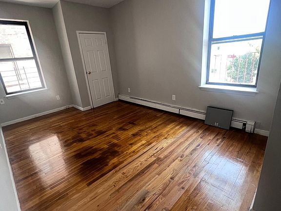 5th image of 106 Locust Hill Ave APT 3F