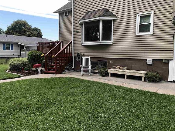 4th image of 515 E 30th St