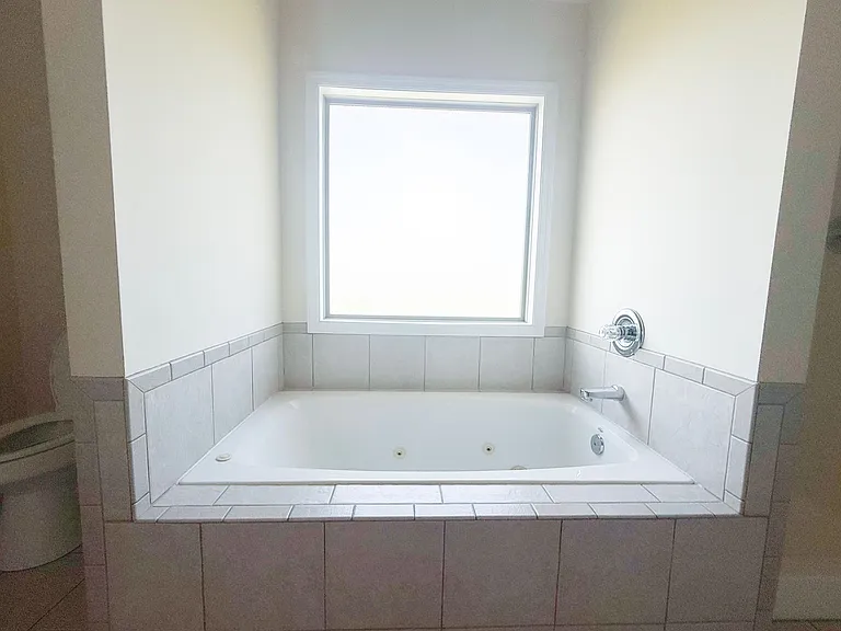 4565 Twin Creeks Dr — Photo 31