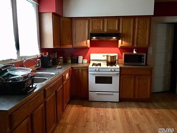 3rd image of 31 Bay Shore Ave