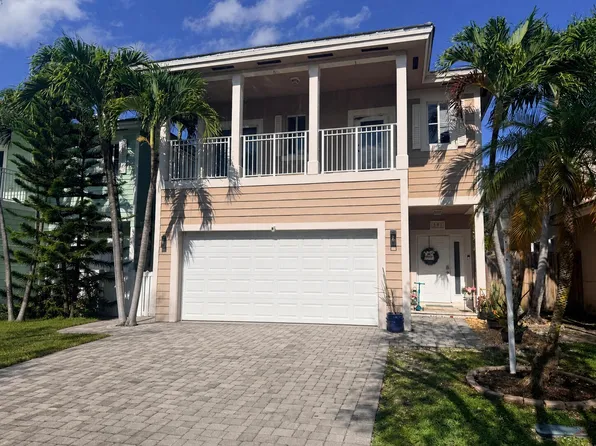 381 NE 35th Terrace, Homestead, FL 33033