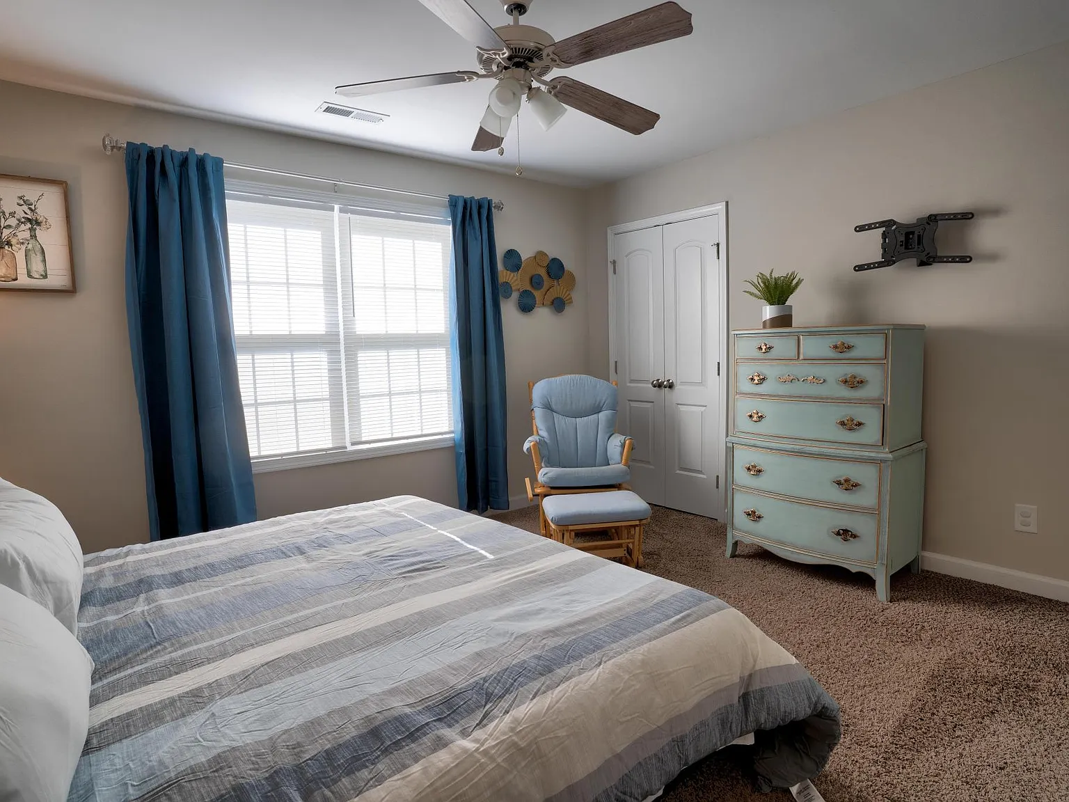 Dot Ave, Kannapolis — Photo 4