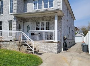 23015 Horace Harding Expy, Flushing, NY 11364