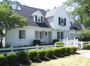 18001 Riverside Dr, Cleveland, OH 44107