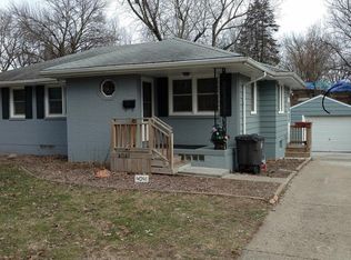 4041 43rd St, Des Moines, IA 50310