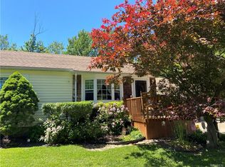 4610 Abbott Rd, Orchard Park, NY 14127