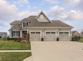 3863 Sugar Pine Ln, Zionsville, IN 46077