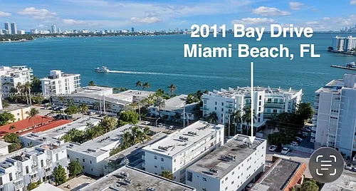 2011 Bay Dr Photo 1