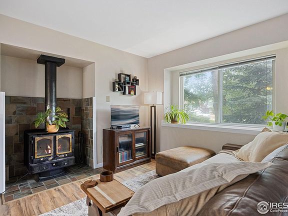 4th image of 5912 Boyne Ct