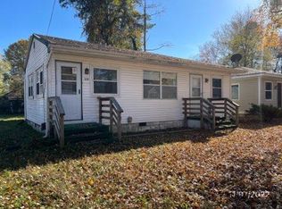 330 7th St, Colonial Beach, VA 22443