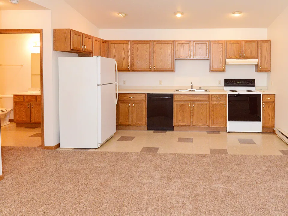 605 Valley Park Ct