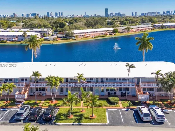 901 SW 11th Ave APT 17H, Hallandale Beach, FL 33009