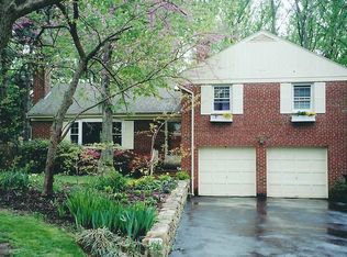 2910 N Greenbrier St, Arlington, VA 22207