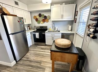 510 Prosperity Farms Rd APT 3B, North Palm Beach, FL 33408