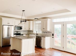 111 E Spring Creek Pkwy, Providence, UT 84332