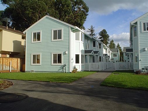 2nd image of 2470 26th Ave