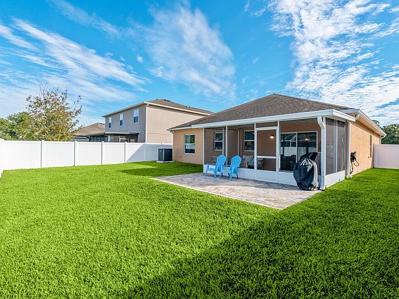 4th image of 6110 NW Wild Cotton Way
