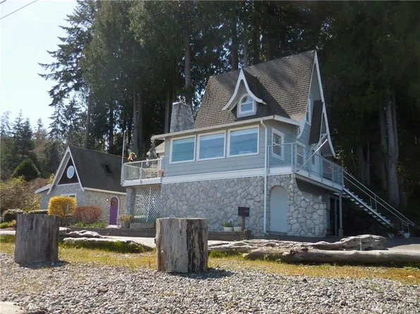 10088 SE Southworth Dr, Port Orchard, WA 98366