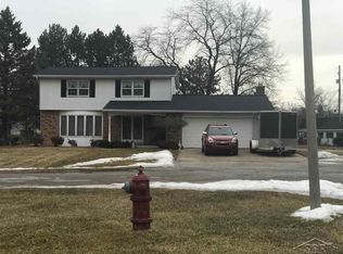 6 Wiltse Ct, Saginaw, MI 48603