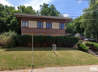 1718 8th Ave, Moline, IL 61265