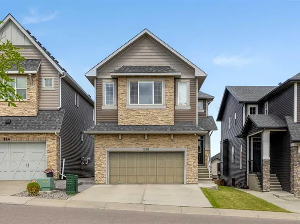 238 S Nolancrest Hts NW, Calgary, AB T3R 0V8
