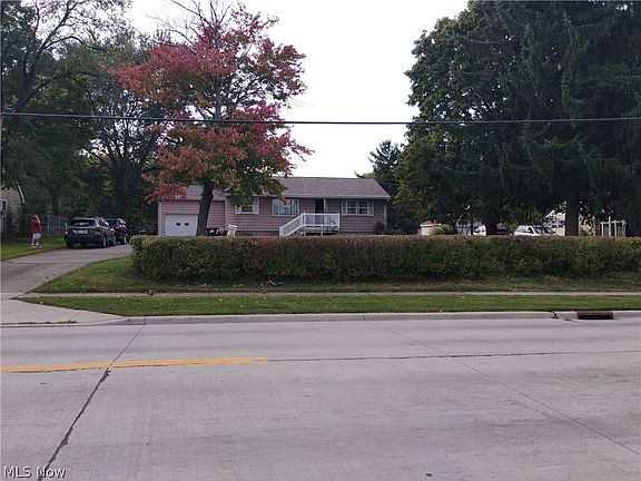 3rd image of 1128 Hadcock Rd
