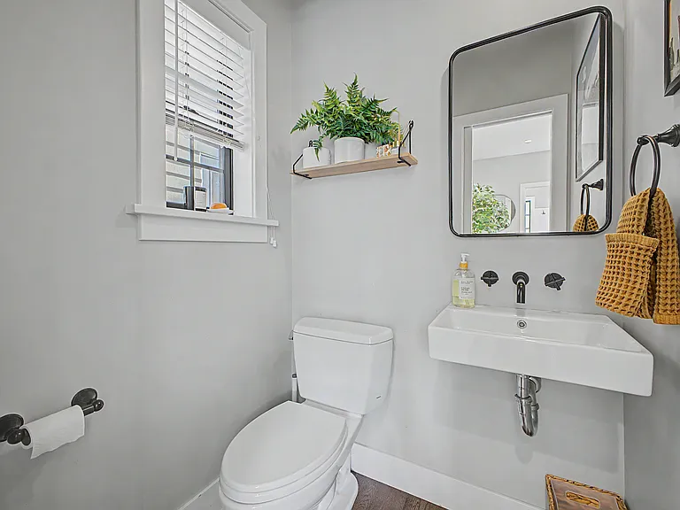 1371 Raleigh St — Photo 17