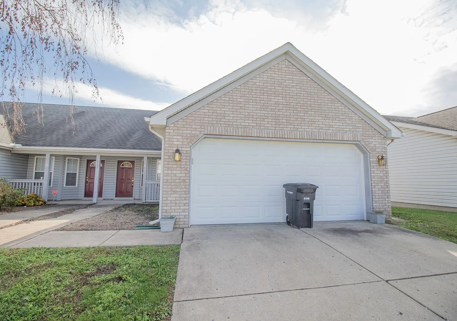2133 Fincastle Way — Photo 1