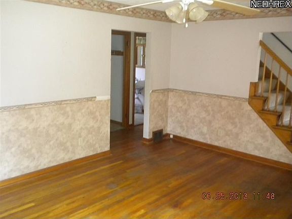 5th image of 801 Arcadia Ave
