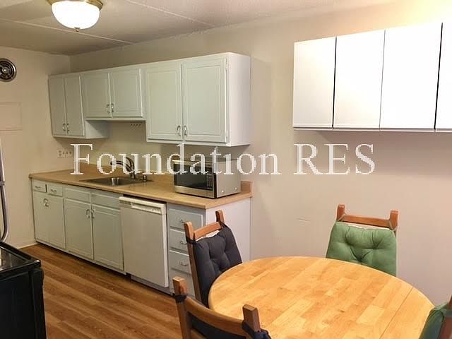 1st image of 62 Green St